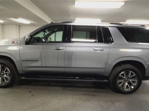 Used 2021 Chevrolet Suburban Z71 w/ Luxury Package image 5