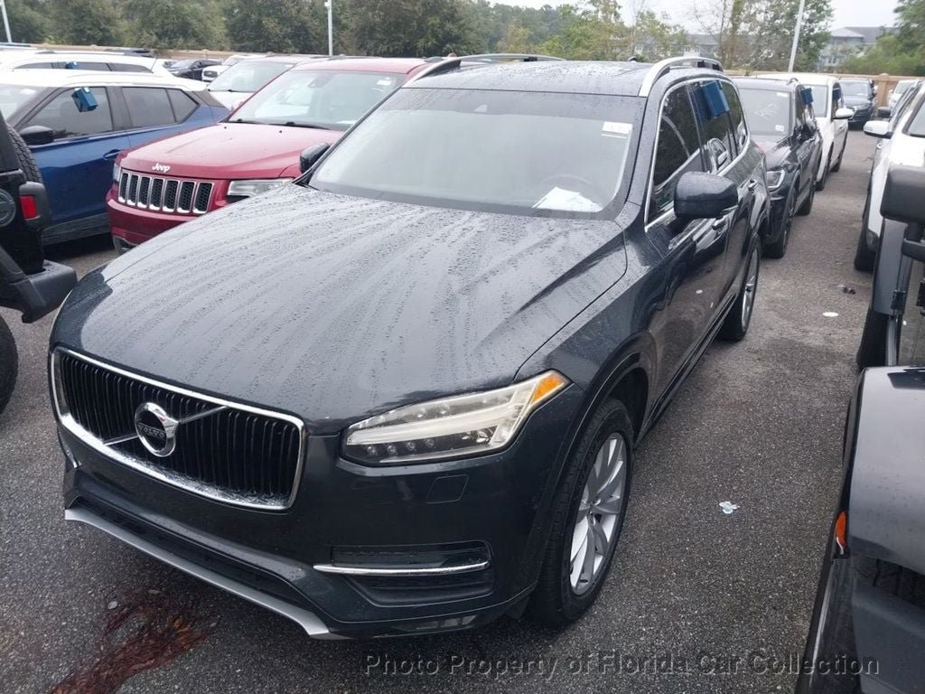 Used 2016 Volvo XC90 T6 Momentum w/ Momentum Plus Package AWD/4WD image 1
