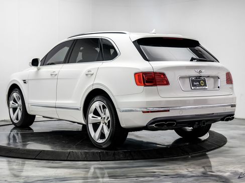 Used 2019 Bentley Bentayga image 10