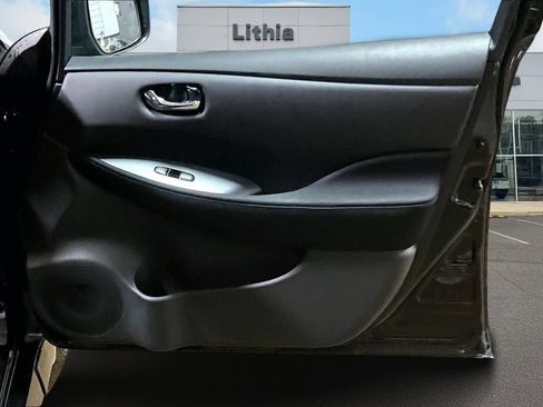 Used 2022 Nissan Leaf S Plus image 29