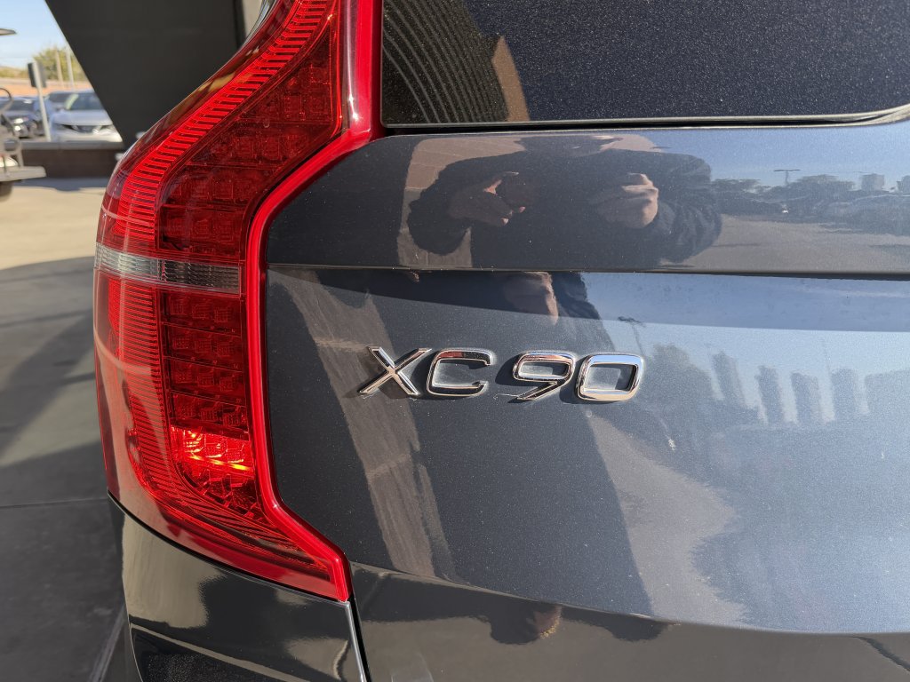 Used 2023 Volvo XC90 B6 Plus w/ Protection Package Premier AWD/4WD image 14