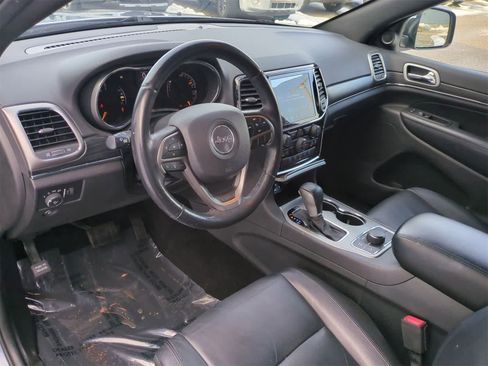 Certified 2019 Jeep Grand Cherokee Limited image 10