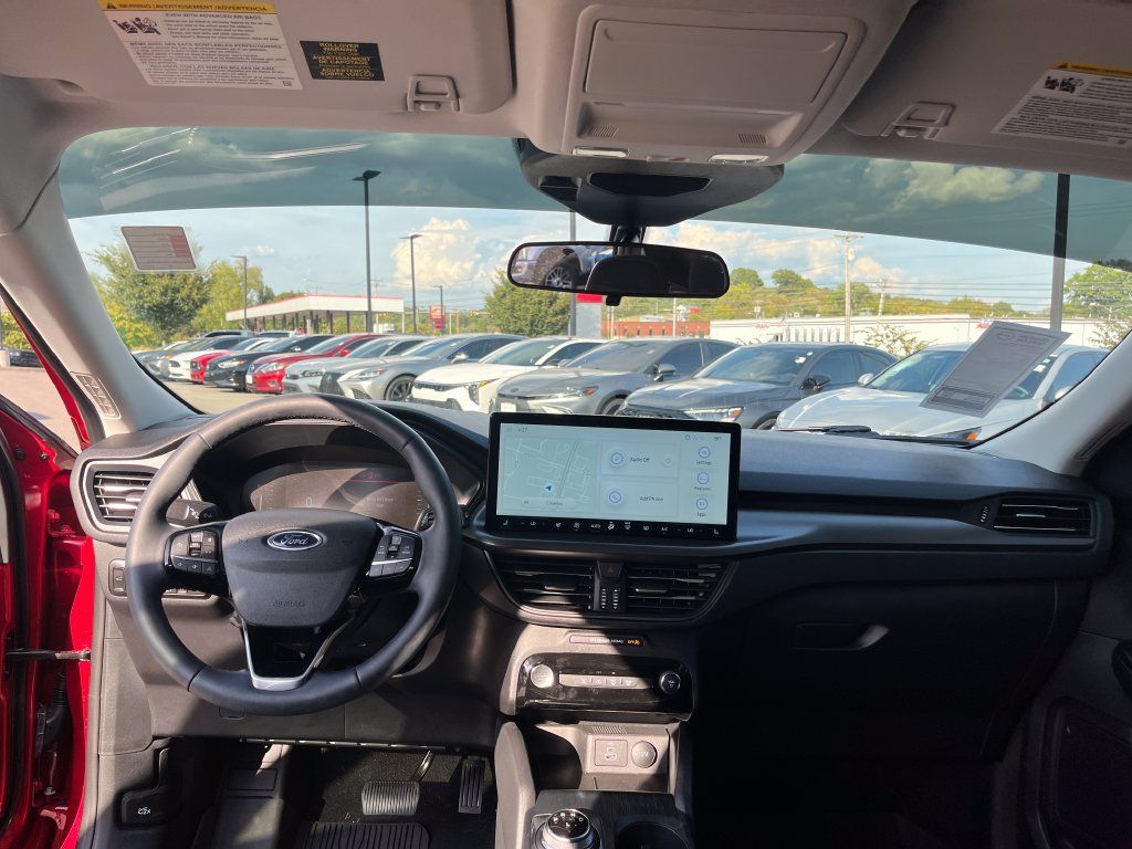 Used 2026 Ford Escape Active w/ Tech Pack #1 FWD image 29