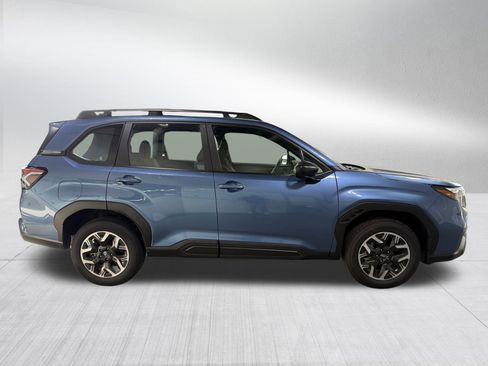 Used 2025 Subaru Forester image 8
