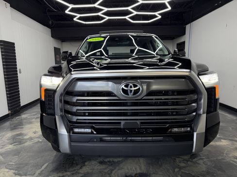 Used 2022 Toyota Tundra Limited image 8