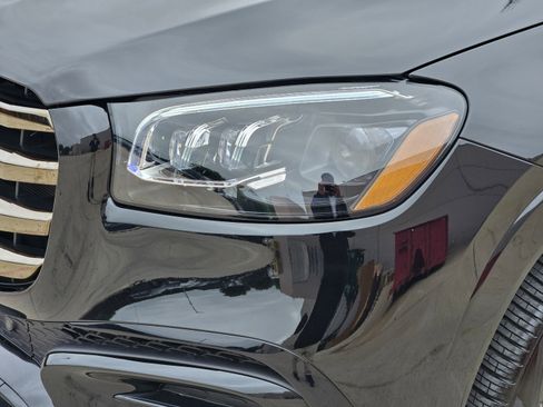 Certified 2026 Mercedes-Benz GLS 450 4MATIC image 30