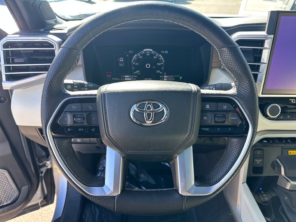 Used 2024 Toyota Tundra Capstone AWD/4WD image 18