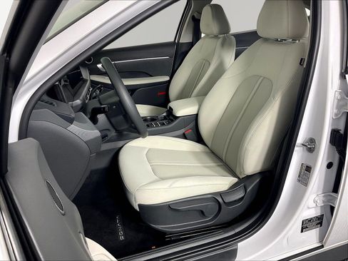 Certified 2025 Hyundai Sonata SE FWD image 20