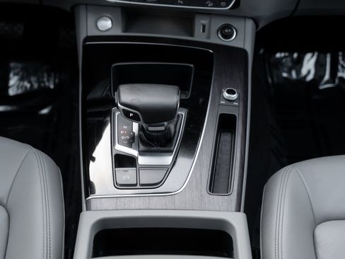 Certified 2022 Audi Q5 2.0T Premium Plus w/ Premium Plus Package image 18