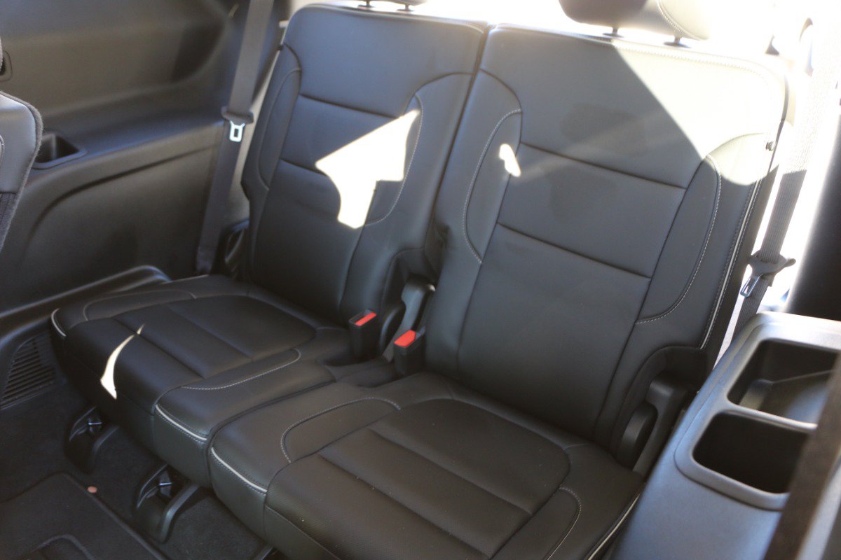 Used 2023 GMC Acadia Denali w/ Denali Ultimate Package FWD image 34