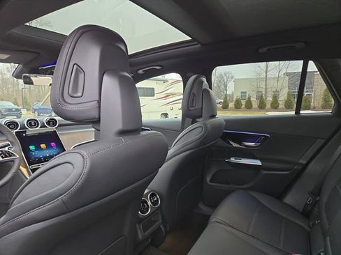 New 2026 Mercedes-Benz GLC 300 4MATIC image 28