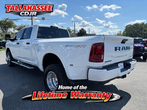 New 2026 RAM 3500 Big Horn AWD/4WD image 7