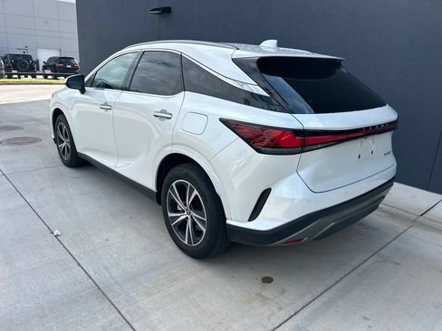 Used 2024 Lexus RX 350 Premium w/ Accessory Package (Z1) FWD image 6