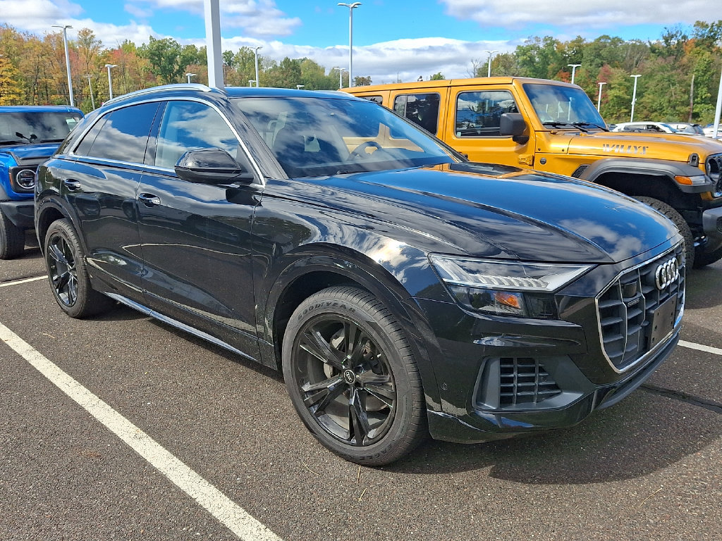 Used 2023 Audi Q8 Premium Plus w/ Premium Plus Package AWD/4WD image 4