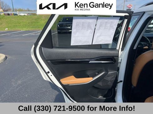 Certified 2024 Kia Seltos EX AWD/4WD image 45