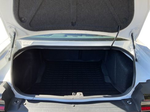 Used 2022 Dodge Challenger SXT w/ Blacktop Package image 28