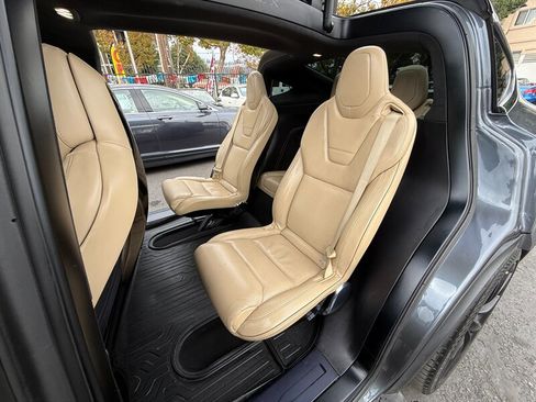 Used 2016 Tesla Model X Performance image 23