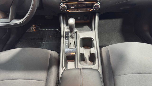 Used 2024 Nissan Sentra S FWD image 17