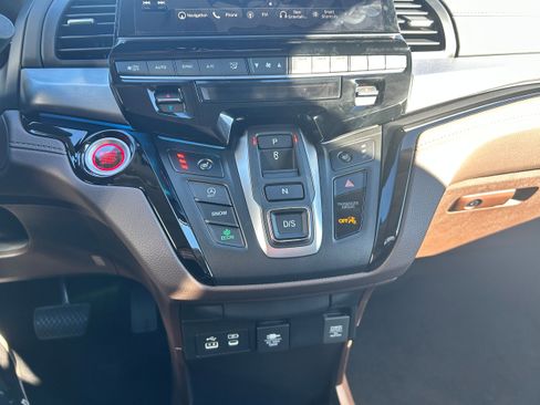 New 2026 Honda Odyssey Touring image 15