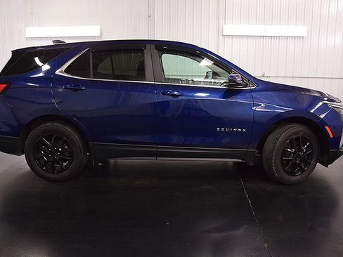 Used 2022 Chevrolet Equinox LT AWD/4WD image 8