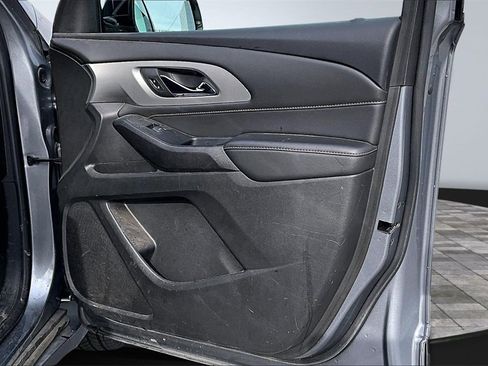 Used 2021 Chevrolet Traverse LS w/ LPO, Floor Liner Package image 25