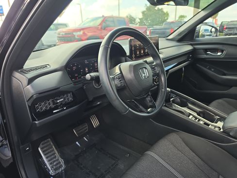 Used 2023 Honda Accord Sport image 14