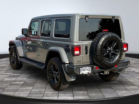 Used 2021 Jeep Wrangler Unlimited Sahara AWD/4WD image 5