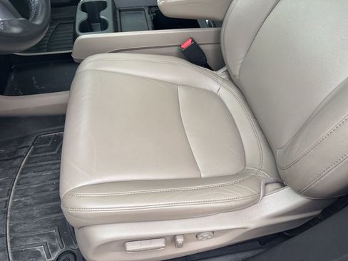 Used 2022 Honda Odyssey EX-L image 12