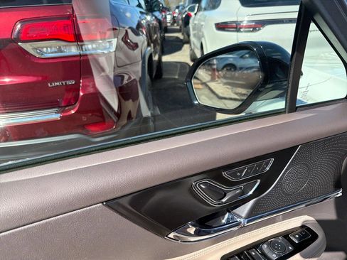 Used 2023 Lincoln Corsair AWD w/ Equipment Group 101A image 16