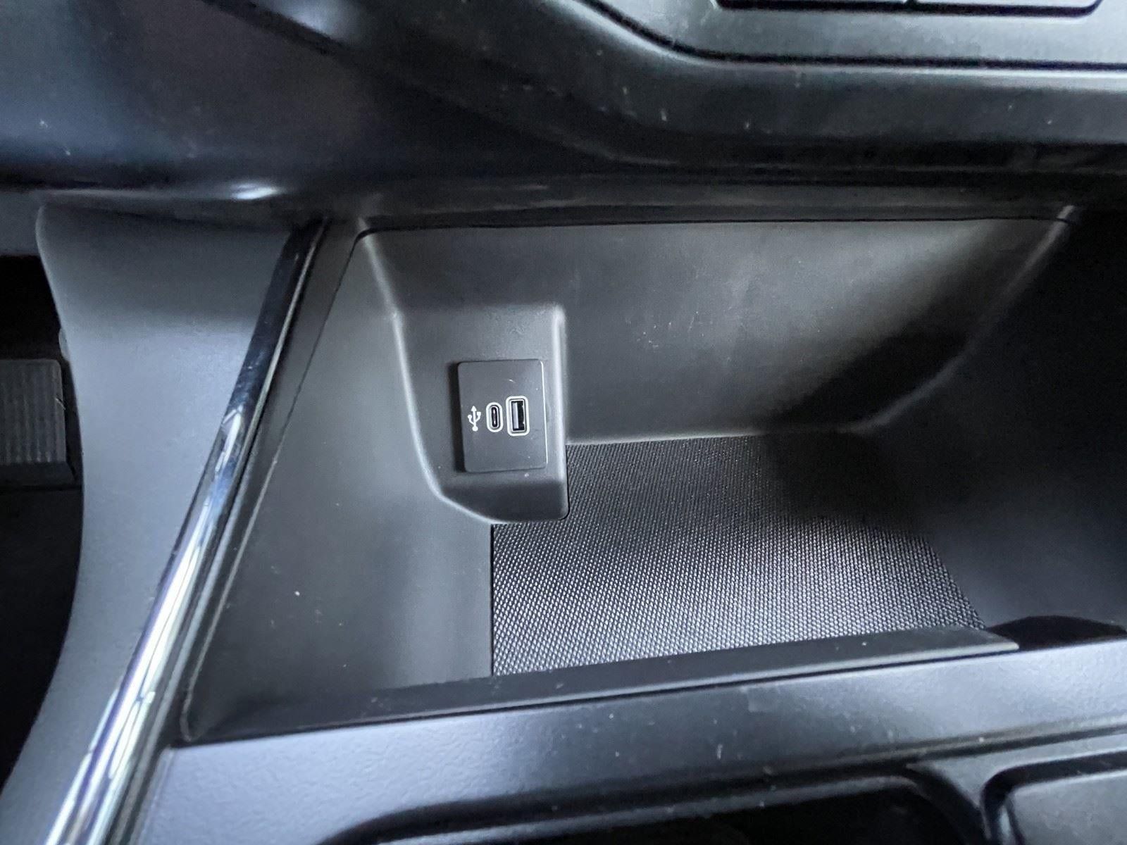New 2025 Ford F150 Lightning Flash AWD/4WD image 24