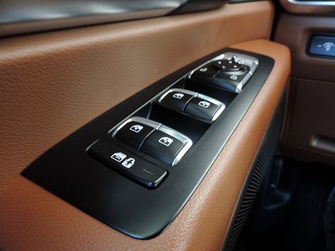 Used 2024 Kia Telluride EX X-Line AWD/4WD image 24