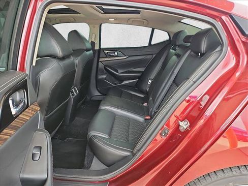 Used 2017 Nissan Maxima Platinum FWD image 20