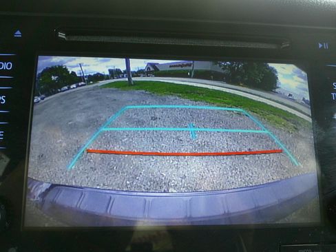 Used 2015 Toyota Sienna XLE Premium image 23