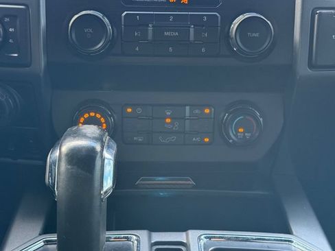Used 2019 Ford F150 XLT w/ Equipment Group 302A Luxury AWD/4WD image 4