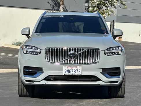 Certified 2024 Volvo XC90 T8 Plus w/ Protection Package Premier AWD/4WD image 9