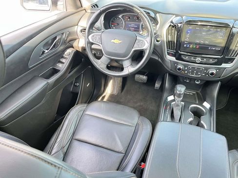 Used 2021 Chevrolet Traverse Premier image 30