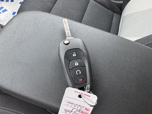 Used 2024 Chevrolet Trax LS w/ LS Convenience Package FWD image 41