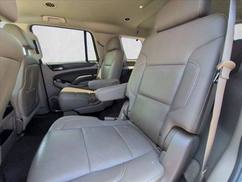 Used 2015 Chevrolet Tahoe LTZ RWD image 16