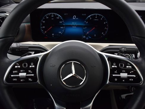 Certified 2023 Mercedes-Benz CLA 250 image 23