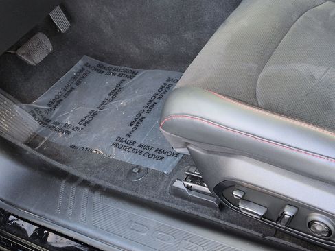 Used 2025 Dodge Charger Scat Pack w/ Track Pack image 17