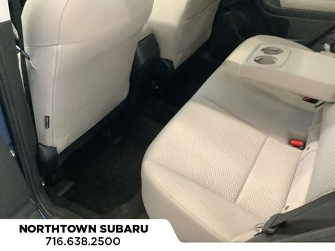 Used 2018 Subaru Forester 2.5i Premium w/ All-Weather Package AWD/4WD image 16