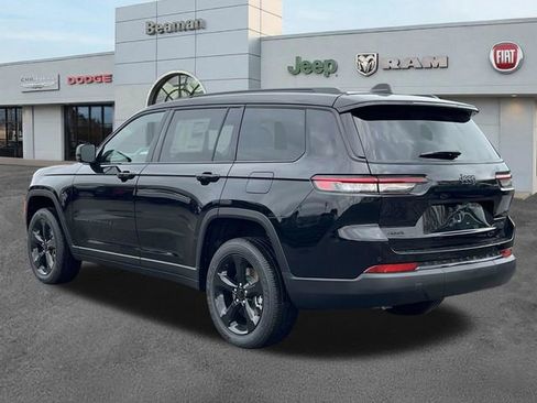 New 2025 Jeep Grand Cherokee L Laredo image 5