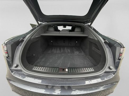 Used 2025 Tesla Model S AWD/4WD image 29