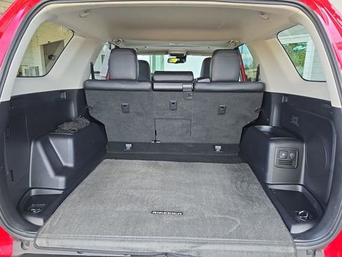 Used 2022 Toyota 4Runner Limited image 31