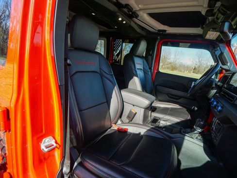 Used 2024 Jeep Wrangler Unlimited Rubicon image 29