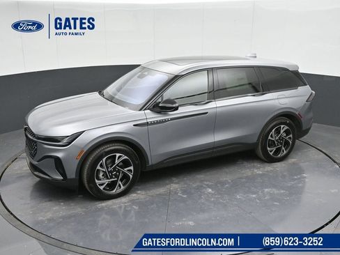 New 2025 Lincoln Nautilus Premier w/ Equipment Group 102A image 47