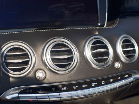 Used 2017 Mercedes-Benz S 550 Cabriolet image 35