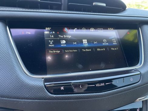 Used 2019 Cadillac XT5 Luxury AWD/4WD image 13