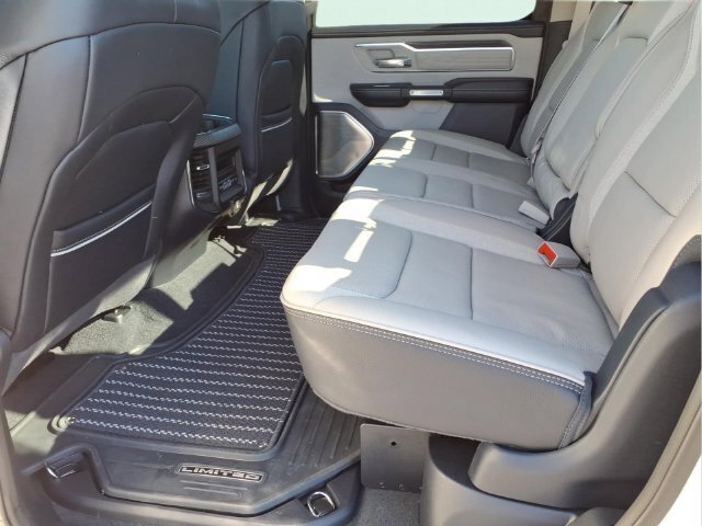 Used 2024 RAM 1500 Limited AWD/4WD image 16