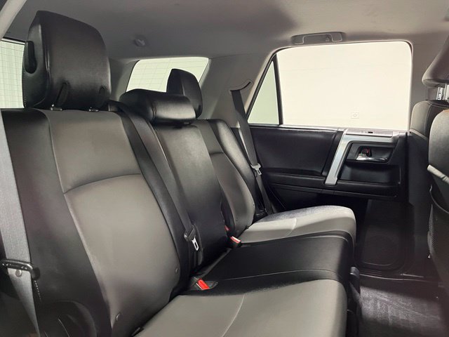 Used 2016 Toyota 4Runner SR5 Premium RWD image 14